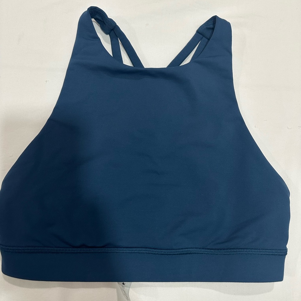 LULULEMON highneck sports bra